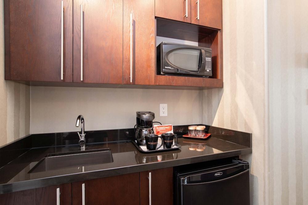 Sandman Hotel Saskatoon Extérieur photo