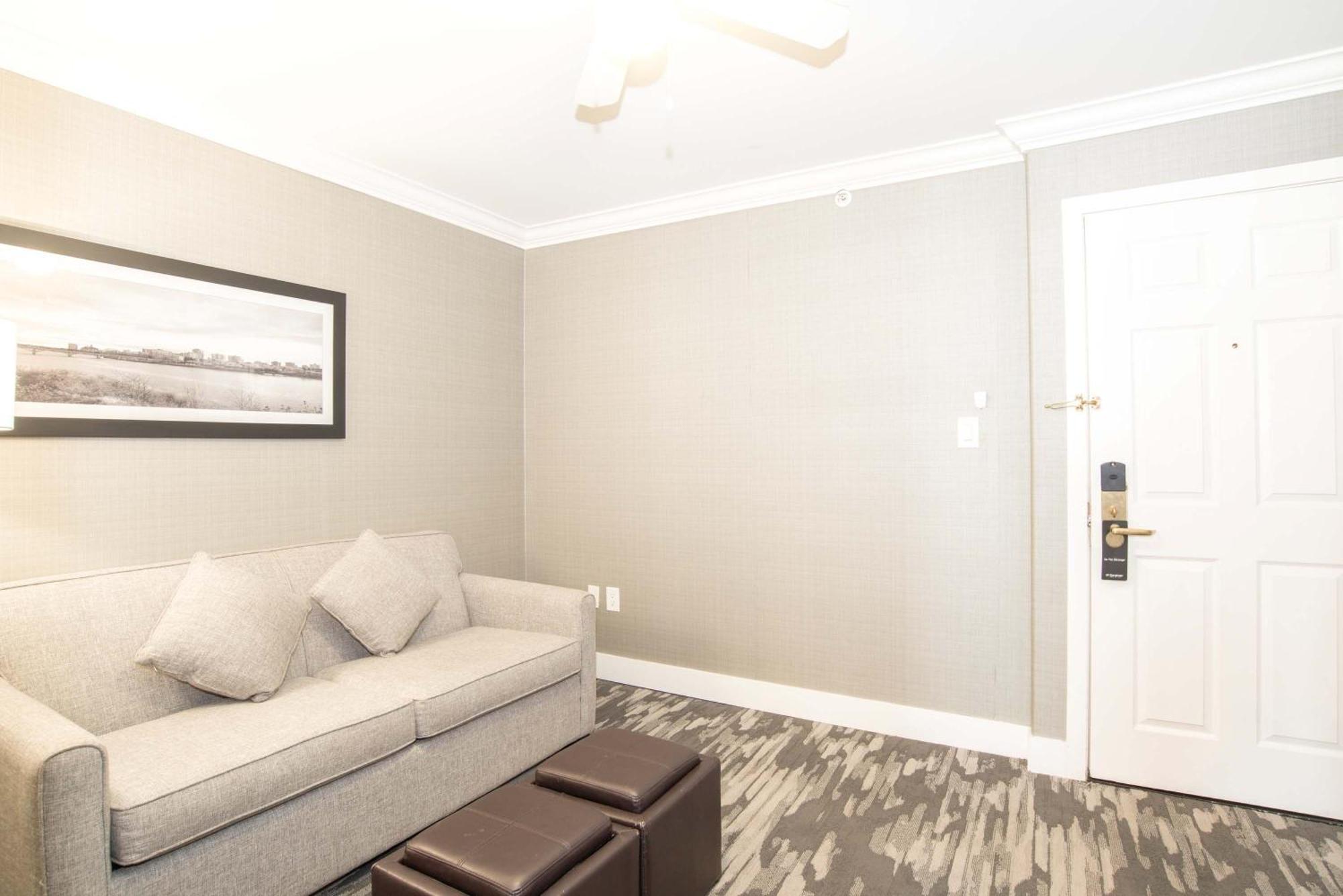 Sandman Hotel Saskatoon Extérieur photo